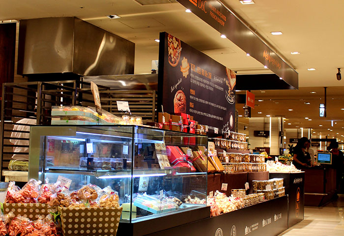 B&C 롯데백화점 팝업매장